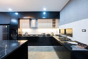 Room - Boss Luxury PoolVilla Pattaya Bang Saray Beach 8 Bedrooms (Sattahip)