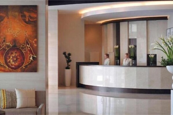 Interior - Whispers Of The Wind (Dubai)