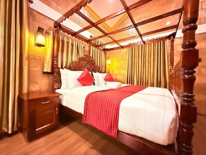 Chambre Double Deluxe, balcon | Bureau, Wi-Fi gratuit