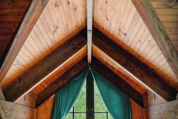 Room - Sun-Kissed Forest Garden (Emerald)