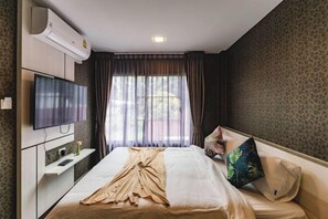 Room - Baan PromTel , Luxury Villa close to Nimman, Resort Pool, 4BR (Chiang Mai)