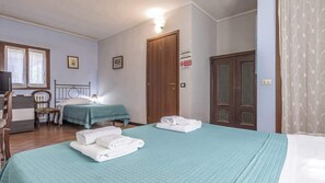 1 bedroom, iron/ironing board, free WiFi, bed sheets - 3T Tripla  Affitti Brevi Italia  · 3T Tripla - Affitti Brevi Italia (Modena)