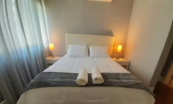 1 soverom, strykejern/-brett, wi-fi og sengetøy