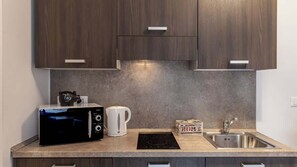 Fridge, microwave, stovetop, dishwasher - Olly Flat in Bologna - Affitti Brevi Italia (Bologna)