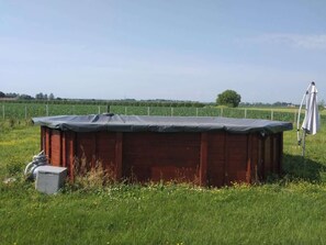 Outdoor spa tub - Villa Fabiola - Affitti Brevi Italia (Modena)