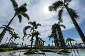 Pool - KLCity & KLCC View Modern Style 2R2B - 6 pax (Kuala Lumpur)