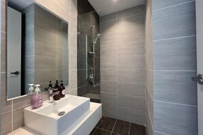 Room - KLCity & KLCC View Modern Style 2R2B - 6 pax (Kuala Lumpur)