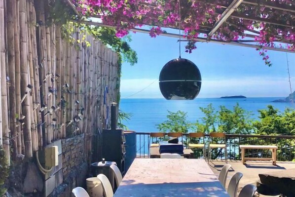 Garden - XXUFO (Atami)