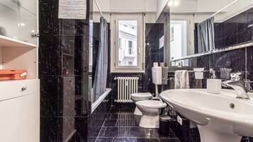 Dusche, Haartrockner