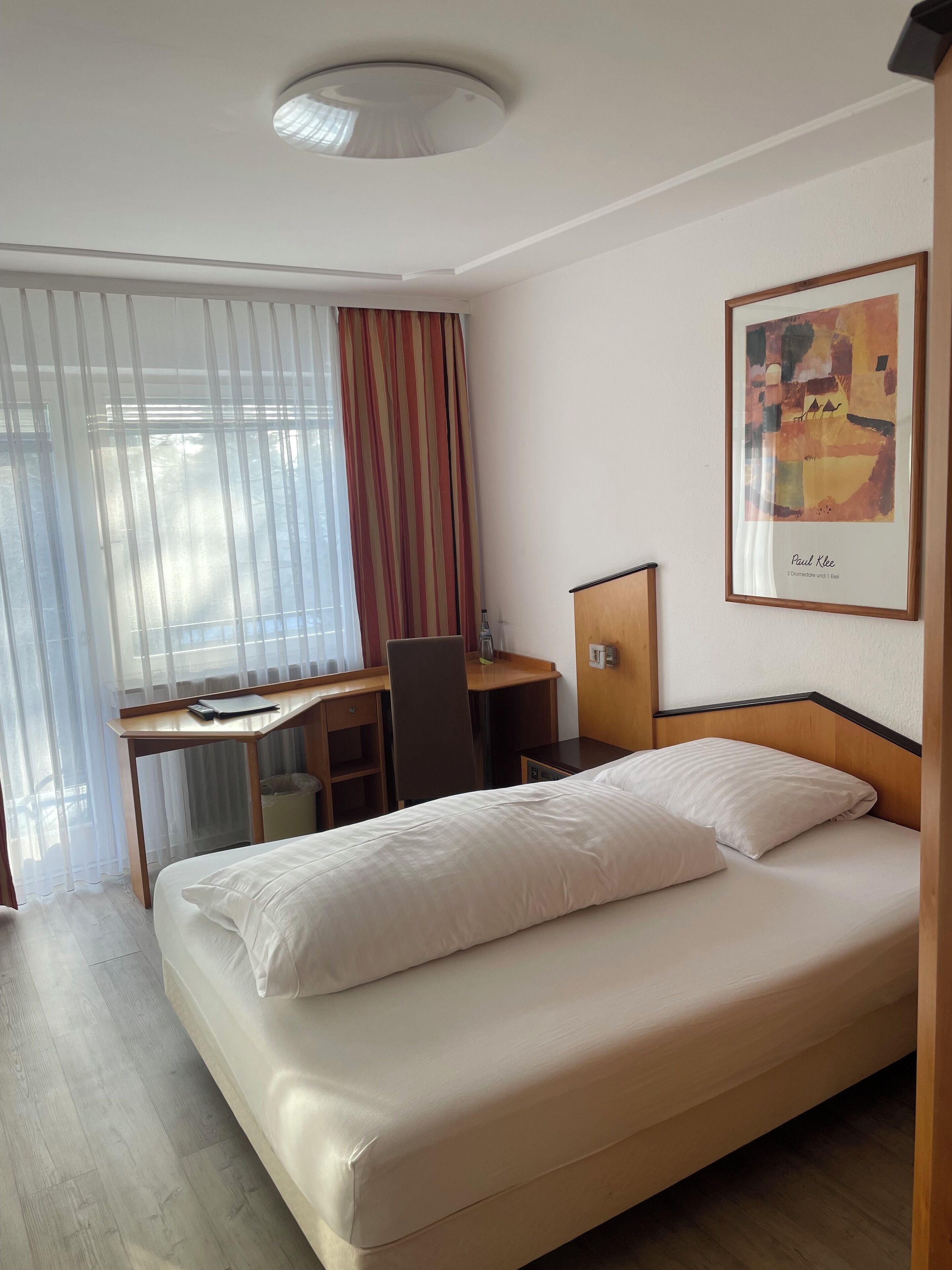 Single Room, Garden View | In-room safe, desk, laptop workspace, blackout drapes