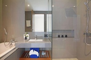 Bathroom - Choeng mon Modern 2BR Villa (Koh Samui)