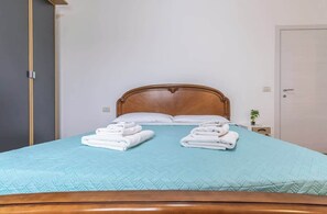 1 Schlafzimmer, Bügeleisen/Bügelbrett, kostenloses WLAN, Bettwäsche