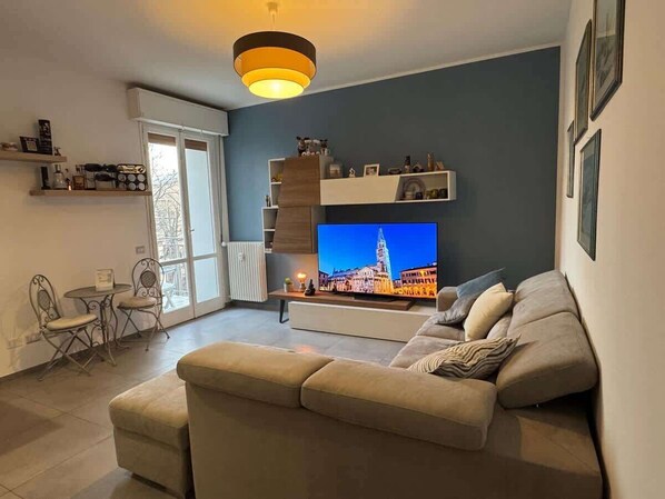 TV, offices