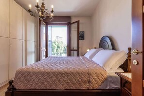 2 bedrooms, iron/ironing board, free WiFi, bed sheets - Suite Magenta - Affitti Brevi Italia (Modena)