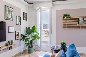 TV, offices - Skyline Eighth Heaven - Affitti Brevi Italia (Modena)