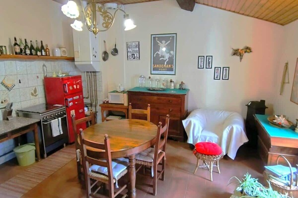 Zona Pranzo e Angolo Cottura