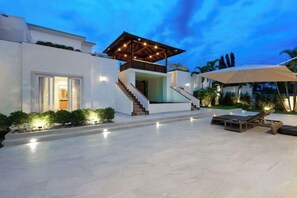 Interior - Sunset View Pool Villa / 7 BR / Sauna / Billiard / Dart Game / Arcade Game (Pattaya)