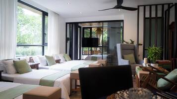 2 bedrooms, iron/ironing board, free WiFi, bed sheets