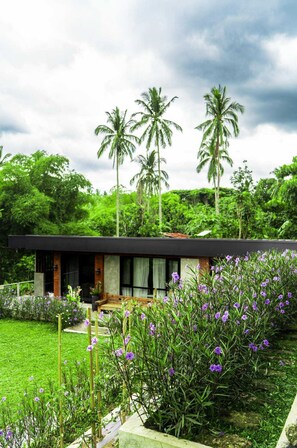 Exterior - Your Private Villa Nestled in Nature (General Emilio Aguinaldo)