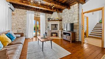 تلفزيون، مدفأة