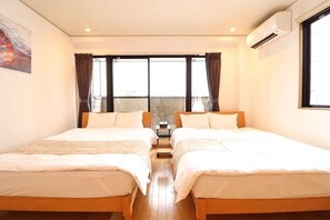 Unclassified image, 3 of 13, button - Crane Court KitaHorie (Osaka)