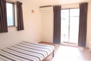 Room - Shikai Family (101) (Osaka)