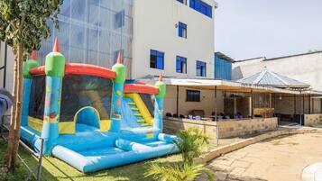 Children's play area - outdoor