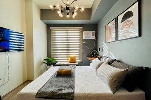 Unclassified image, 2 of 14, button - Chic studio near IT Park Smartlock Fast wifi (Cebu City)