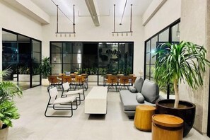 Interior - Chic studio near IT Park Smartlock Fast wifi (Cebu City)