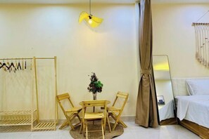 Room - Vietnam Travelers Home 1 with Private Balcony (Hanoi)