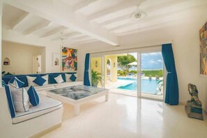 Room - Amani Beachfront Villa by YourHost, Watamu (Watamu)