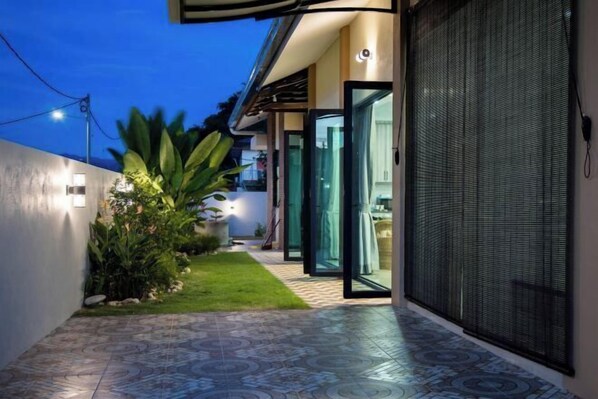 Interior - Loh Residence@Pinjistation (8pax 4br) (Ipoh)