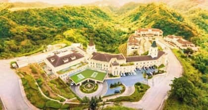 Scenic Tagaytay Getaway with Taal Views