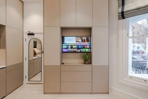 Room - Kensington Mezzanine Studio Luxe (London)