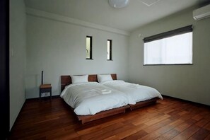 Unclassified image, 3 of 45, button - Syla Hotel Pool Villa (Yokosuka)