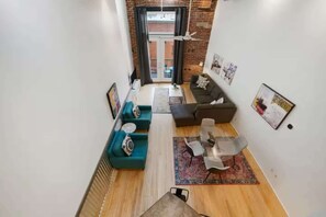 TV, offices