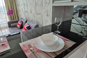 Dining - EkoCherasBalcony Sunshine&Cosy Condo Stay 3/4Pax (Kuala Lumpur)