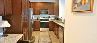 Modern 3BR Home in Meridian - King Suite - Comfort