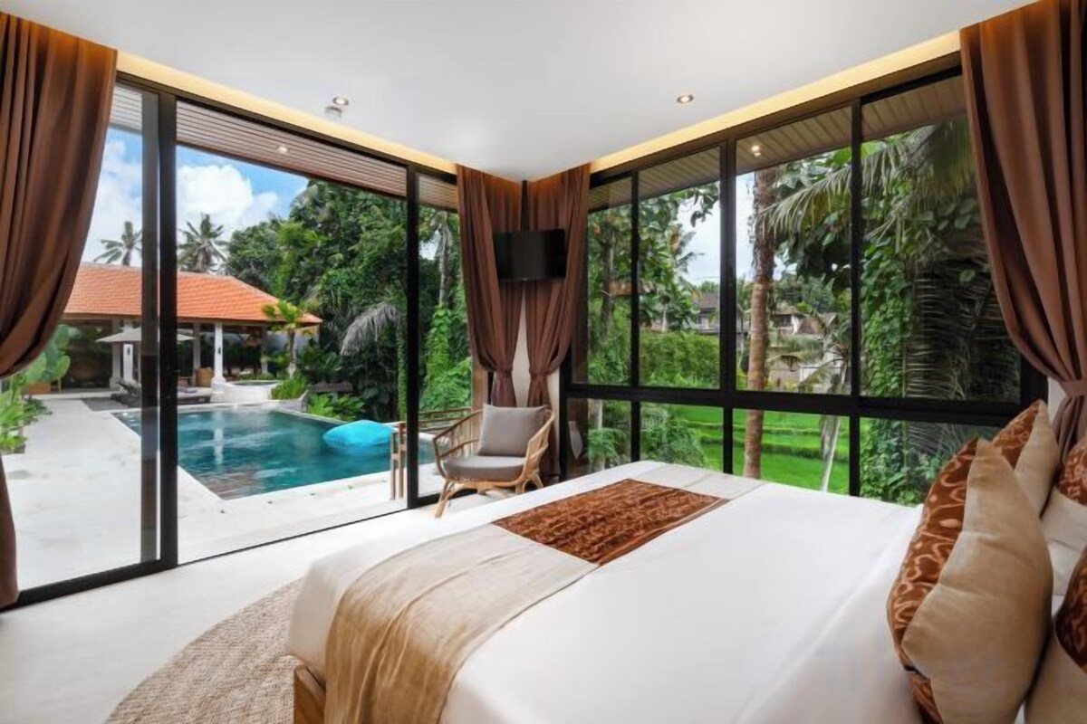 Three-Bedroom Villa