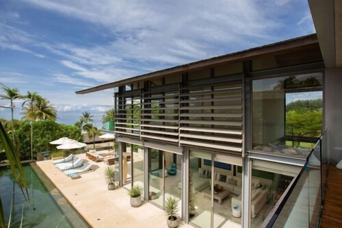 Villa Aqua