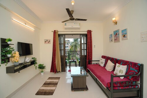 Sukoon by Second Home - Poolside Bliss in Candolim Family and Pet friendly 