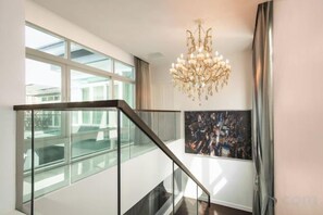 Ảnh chưa phân loại, 3 trong số 29 ảnh, nút