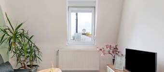 Apartment 'Az-Living Feudenheim Mediterran' with Shared Garden and Wi-Fi