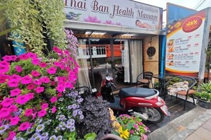 View from property - C-View Residence by Apartwell (Pattaya)