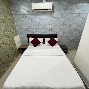 Deluxe Room, City View