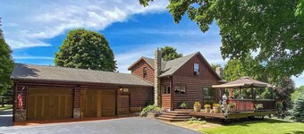 NEW! TC Ranch Therapy - Hot Tub, Sauna, Pool Table