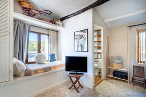 2 makuuhuonetta, silitysrauta/-lauta, Wi-Fi