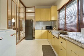 Unclassified image, 3 of 70, button - AIRI Home,3BR near Thapae and walking str old town CNX (Chiang Mai)
