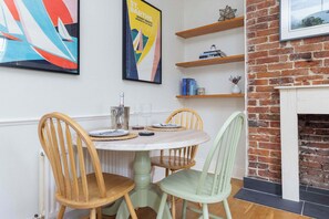 House | 2 bedrooms, Internet
