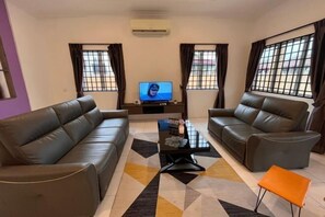 Room - Ipoh 4BR Family Villa｜Spacious Stay for 21 Pax (Ipoh)